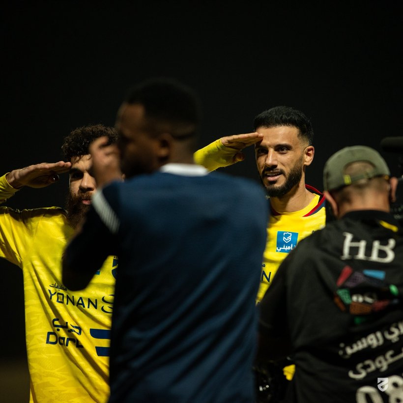 عمر السومة يقود الحزم للفوز ويعزز صدارته الهدافين في الدوري السعودي