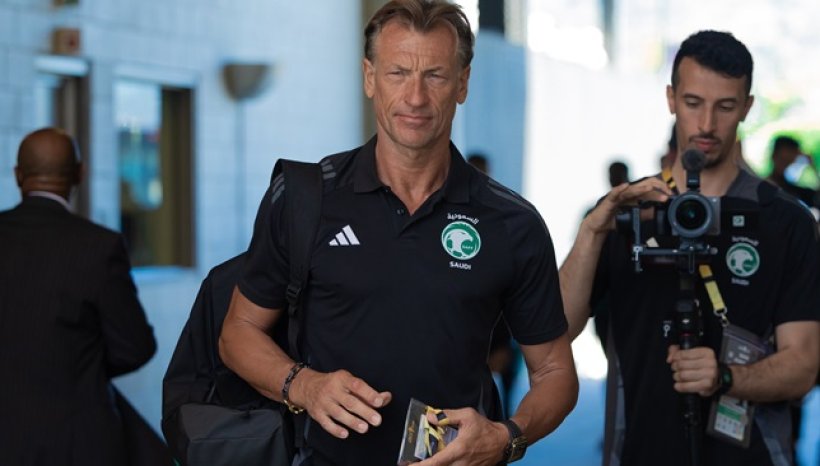 المنتخب السعودي يبدأ معسكره في قطر استعداداً لكأس العالم 2026 تحت قيادة رينارد