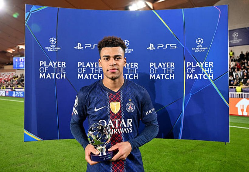 باريس سان جيرمان يتألق بفوز مثير على موناكو: ديزيري دوي يشيد بالجهود الجماعية