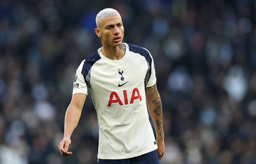 أتلتيكو مدريد يدخل المنافسة لضم ريتشارليسون مهاجم توتنهام قبل صيف حاسم