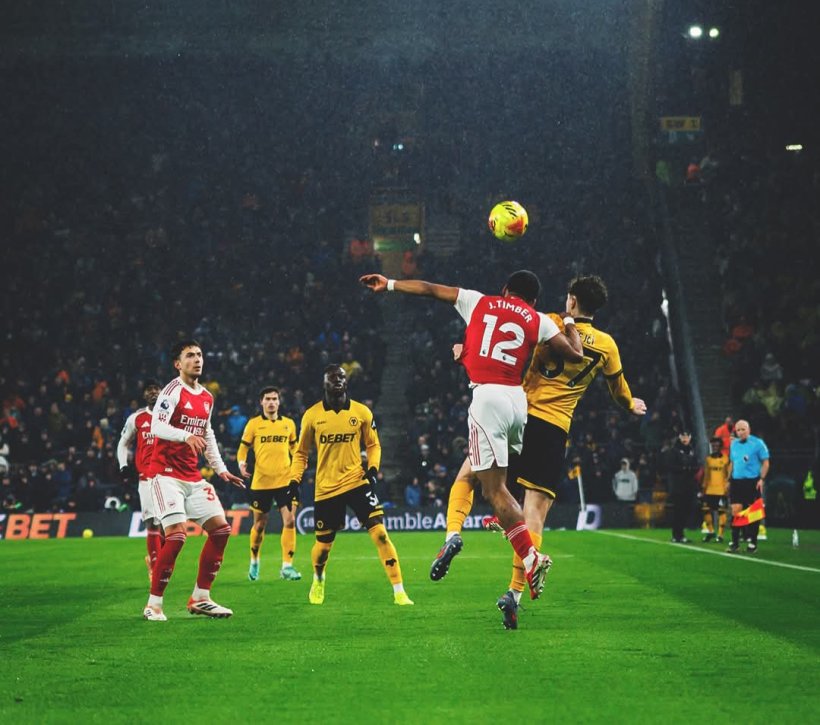 اختلافات مذهلة في ترتيب الدوري الإنجليزي: دراسة جداول بديلة تكشف عن حقائق جديدة