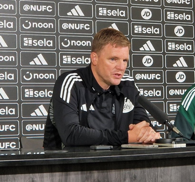 إيدي هاو يثني على النزعة الأنانية لأنتوني غوردون بعد تألقه في دوري الأبطال