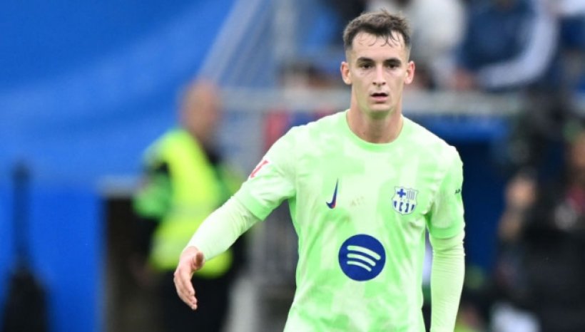 برشلونة يتلقى عرضًا سعوديًا ضخمًا لضم مارك كاسادو