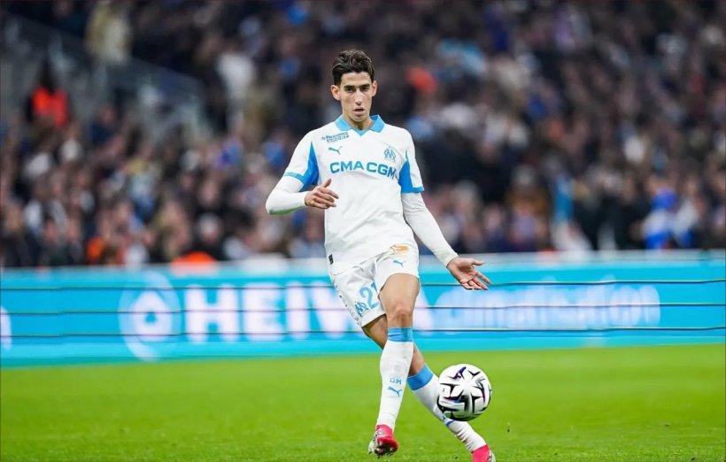 أولمبيك مارسيليا يُعاني بسبب أداء نايف أكرد ويفتش عن العودة بعد الخسارة أمام ستاد بريست