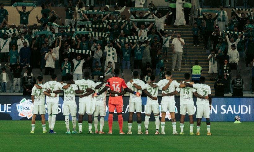 عودة إنزو ميو تعزز صفوف الأهلي السعودي قبل مواجهة ضمك الحاسمة