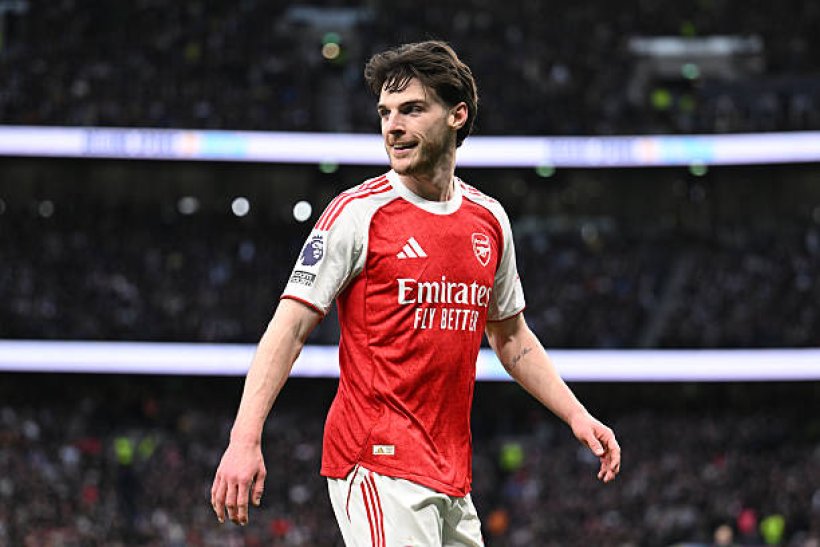 أرسنال يسعى لتجديد عقد ديكلان رايس وسط تألقه اللافت