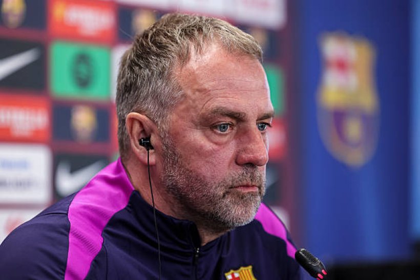 فليك يحث برشلونة على تجنب الأخطاء في مواجهة فياريال قبل دوري الأبطال