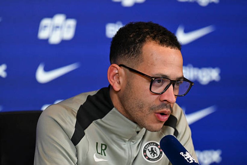 تشيلسي يسعى للعودة إلى دوري الأبطال تحت قيادة روسينيور ويؤكد: الإساءة العنصرية مرفوضة