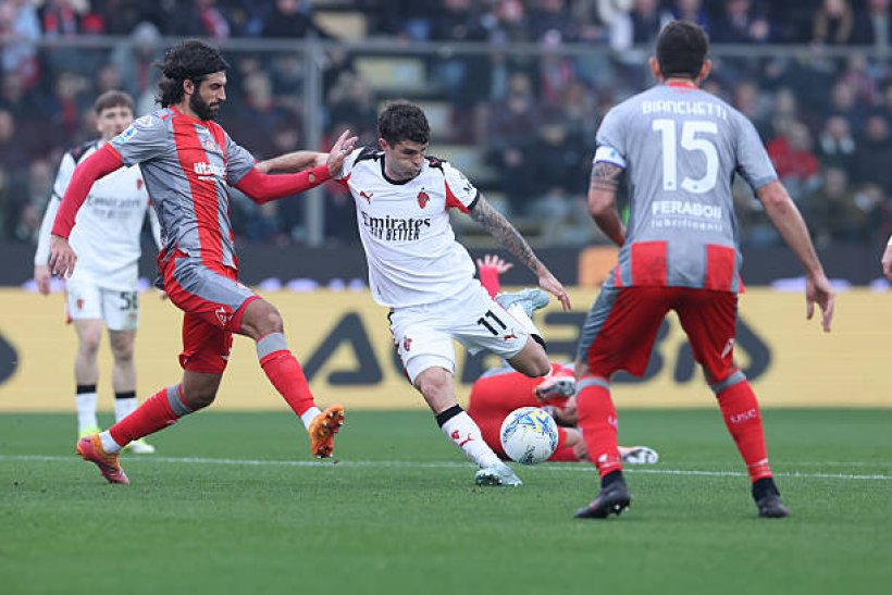 ميلان يقتنص انتصارًا دراماتيكيًا أمام كريمونيسي في الدوري الإيطالي