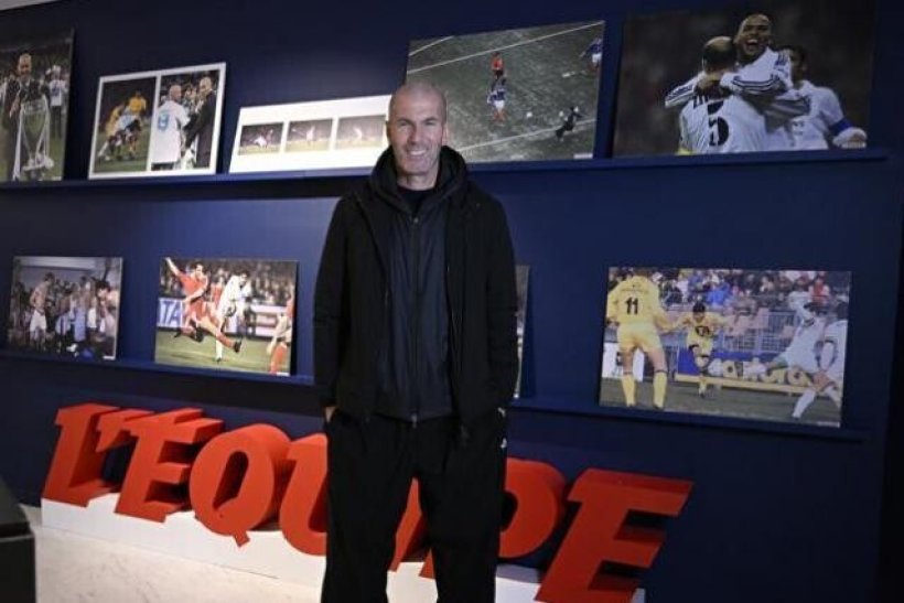 زيدان: رحلة الإبداع الكروية في ذكريات لا تُنسى