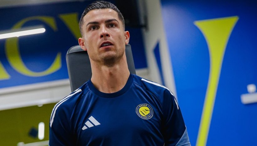 كريستيانو رونالدو يبقى في النصر: الصحفي فابريزو رومانو يوضح الحقيقة