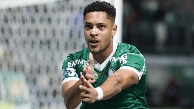 برشلونة يترقب مكاسب مالية من صفقة فيتور روكي المحتملة مع تشيلسي