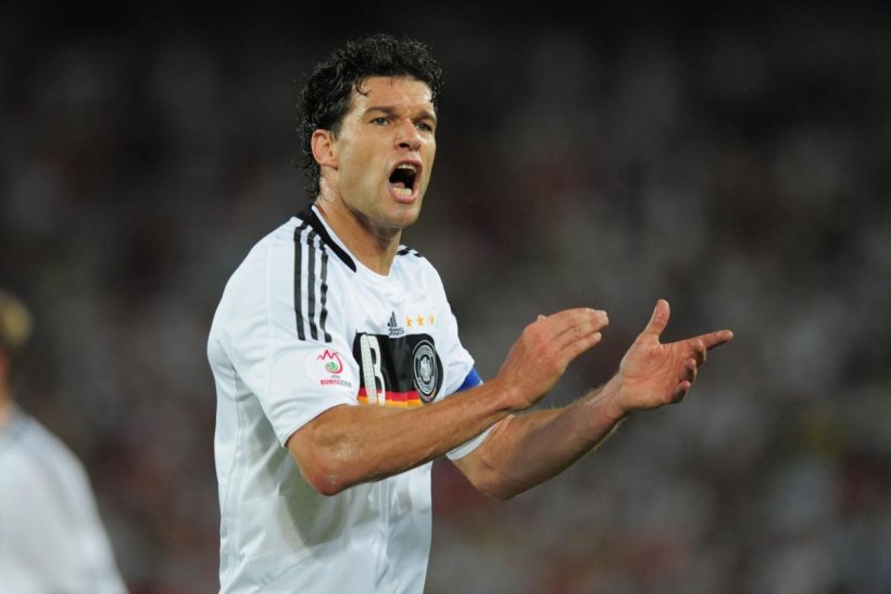 مايكل بالاك يتحدث بجرأة عن فقدان ابنه إميليو بعد خمس سنوات من الحادث الأليم