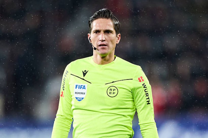 تعيين جوزيه لويس مونويرا لإدارة مباراة أتلتيك بلباو وبرشلونة في كأس الليجا