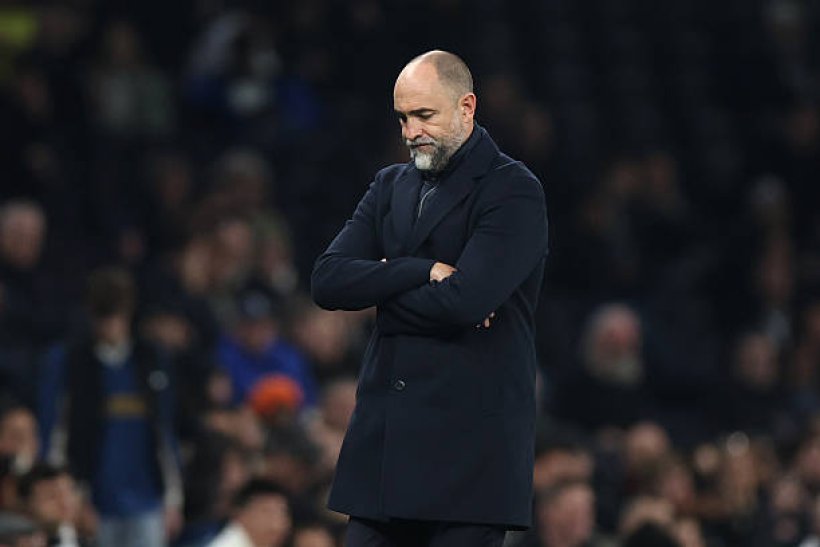 توتنهام هوتسبير يواجه خطر الهبوط مع تودور في نفق النتائج المظلم