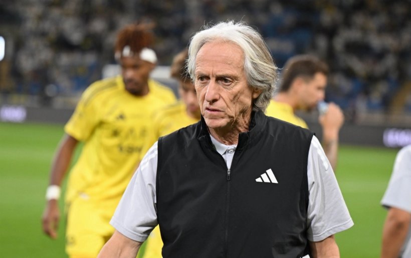 غرامة مالية تلوح في الأفق ضد جيسوس بسبب تخلفه عن المؤتمرات الصحفية مع النصر