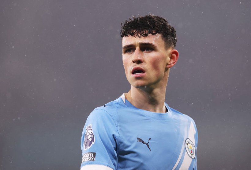 فيل فودين: مسيرة مهددة بالشلل في مانشستر سيتي وسباق وراثة دي بروين