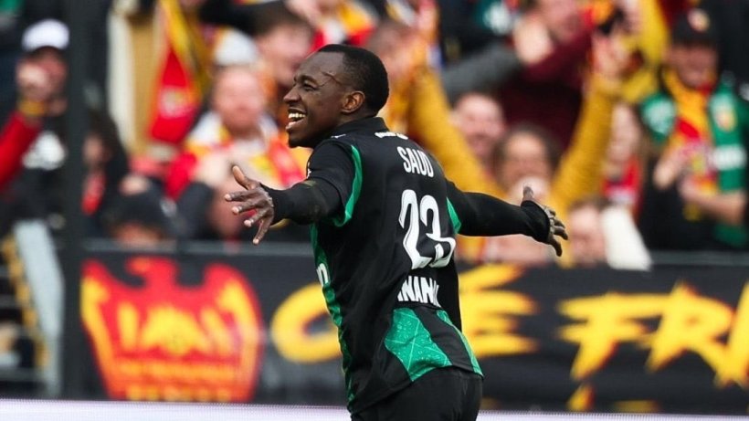 سعود عبد الحميد يواصل التألق مع لانس بتسجيل أول أهدافه في الدوري الفرنسي