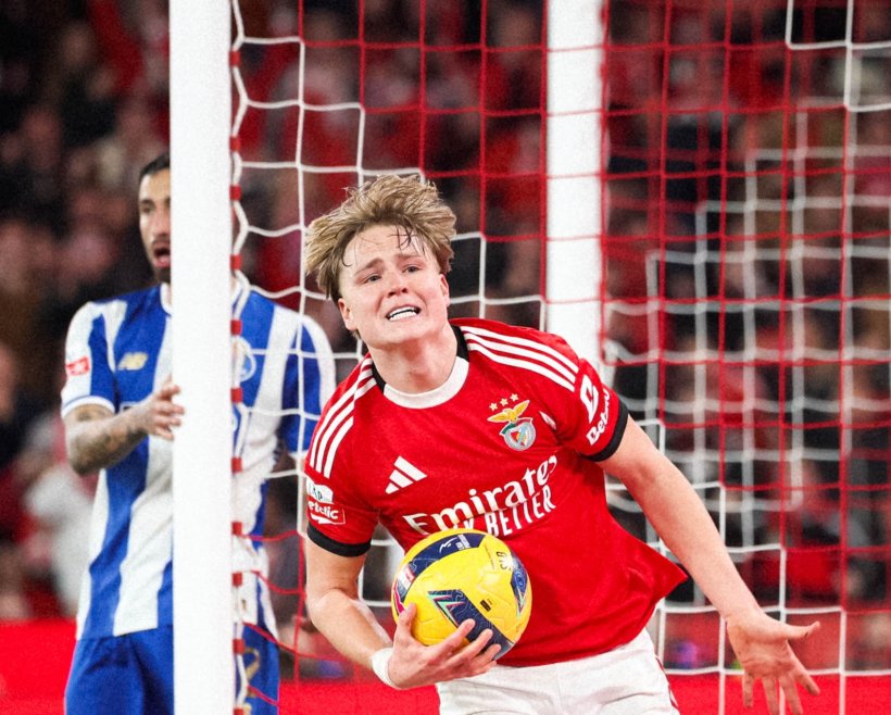 تعادل مثير بين بنفيكا وبورتو في قمة الدوري البرتغالي يؤجج الصراع على اللقب