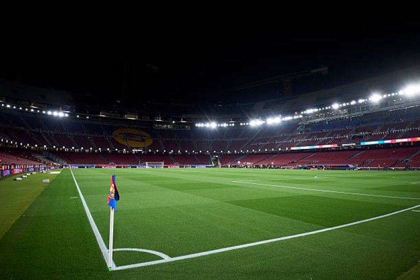 برشلونة يفتتح منطقة جماهيرية جديدة تكريمًا لتاريخ ملعبه في مواجهة إشبيلية