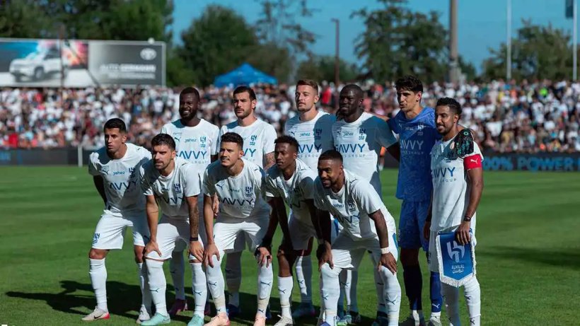 جدل مثير في الهلال: الدعيع ينتقد إنزاجي وعطيف يرد بتحدٍ