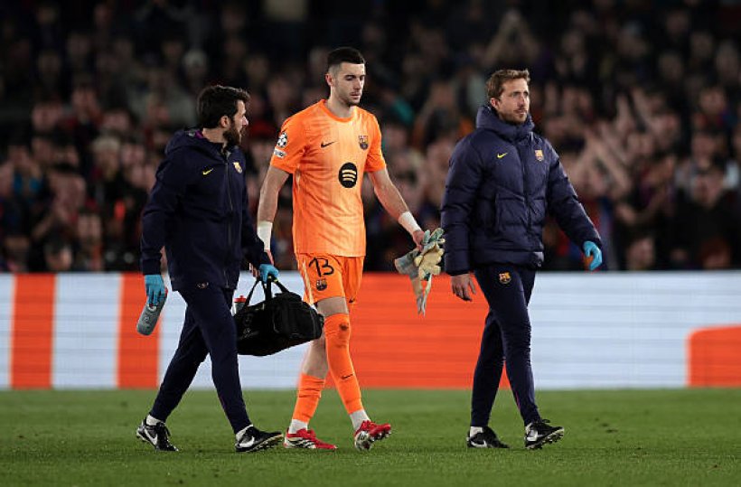 برشلونة في مأزق بعد إصابة حارس المرمى خوان جارسيا في دوري أبطال أوروبا