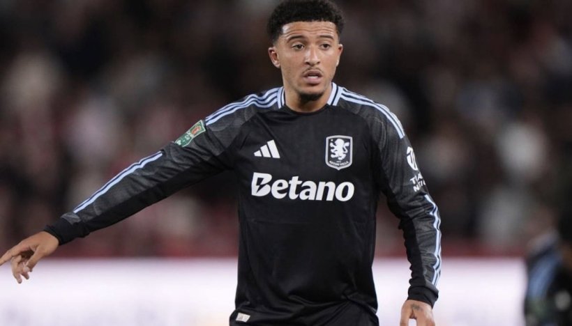 بوروسيا دورتموند يسعى لاستعادة جادون سانشو مجانًا من مانشستر يونايتد