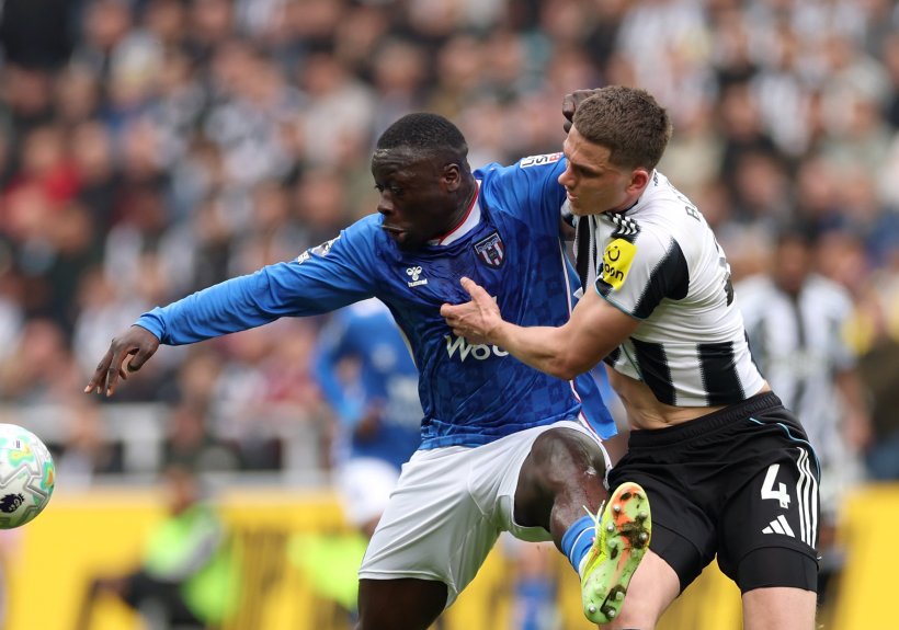 سندرلاند يحقق انتصارًا مثيرًا على نيوكاسل في ديربي الشمال