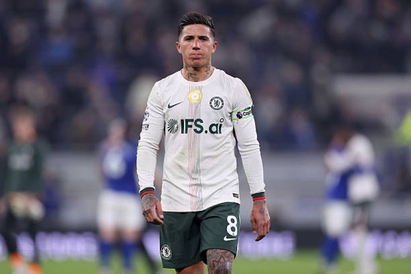 باريس سان جيرمان يخلو من اهتمام إنزو فرنانديز رغم شائعات الانتقال