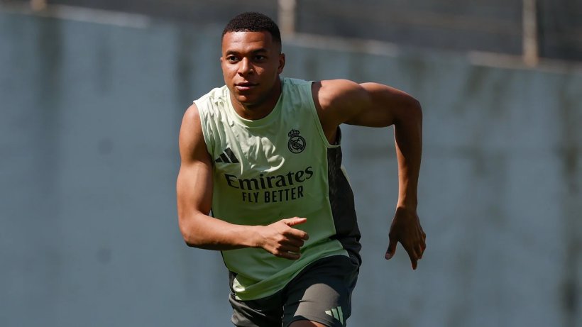 خلافات بين مبابي والطاقم الطبي لريال مدريد بسبب إصابة مؤلمة