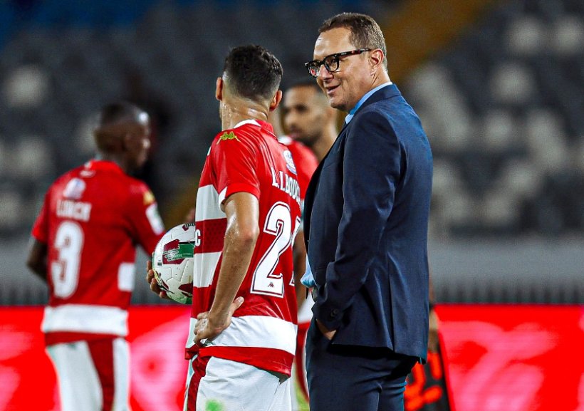 الوداد يودع بنهاشم ويتجه نحو التعاقد مع المدرب الفرنسي كارتيرون