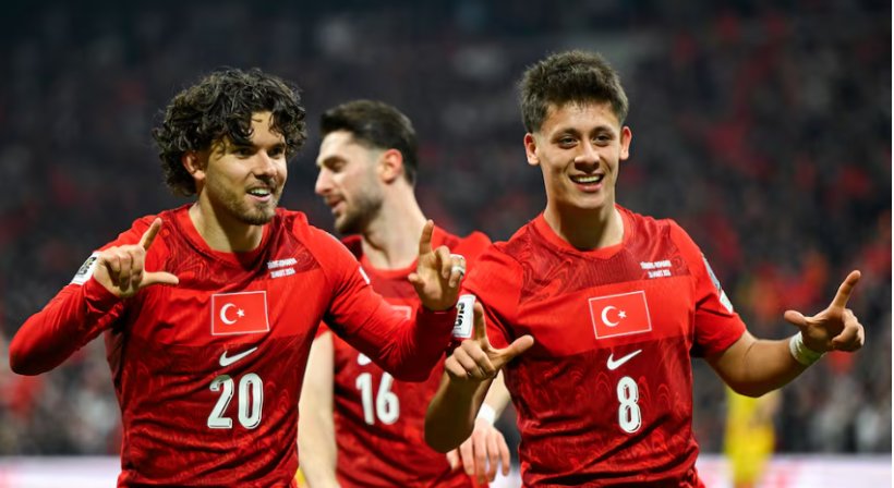 تركيا تتأهل لنهائي الملحق الأوروبي بفوز قاتل على رومانيا